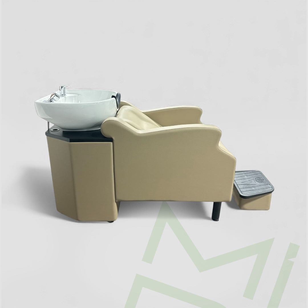 Saddle Lumina shampoo station side view